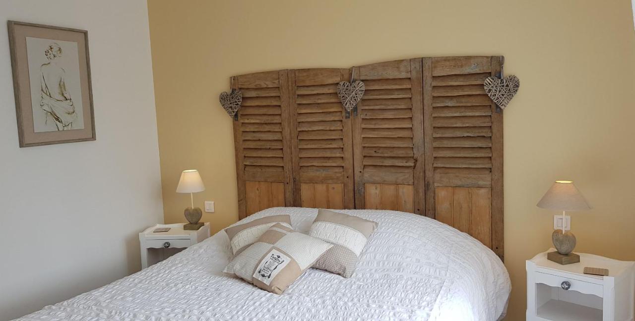 La Maison Virginie Appartements Climatises De 1 A 5 Pers Cosy Hyper Centre Cour Parking Linge Fibre Proximite Port Lac Canal Piscine Montargis Exterior foto