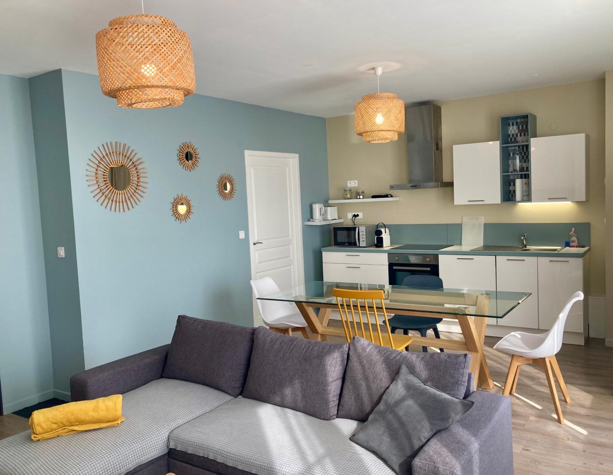 La Maison Virginie Appartements Climatises De 1 A 5 Pers Cosy Hyper Centre Cour Parking Linge Fibre Proximite Port Lac Canal Piscine Montargis Exterior foto